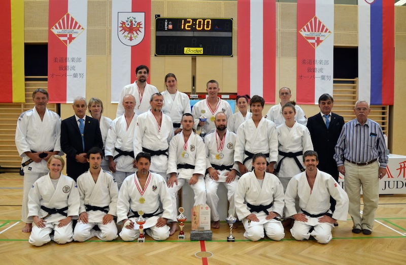 Osterreich Team Kata 4 Laender 2016 2 Kopie