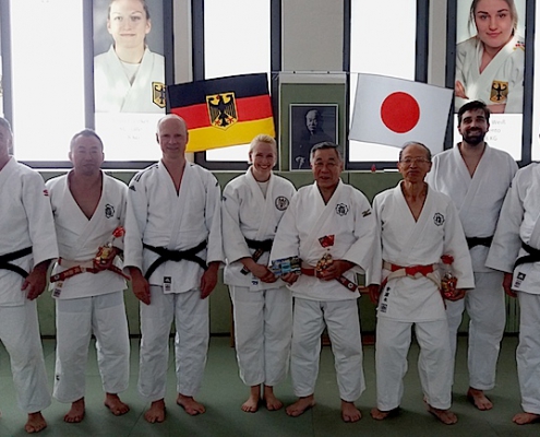 Österreichteam mit den Senseis